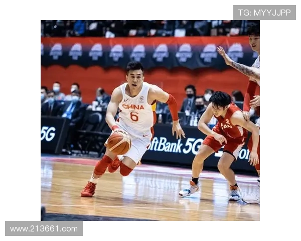 中国男篮力克强敌晋级亚洲杯四强 郭艾伦领衔全队展现出色团队配合