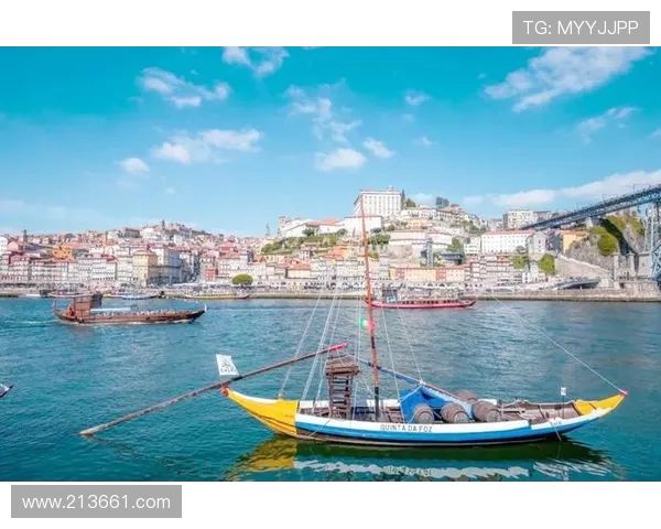 深度探索葡萄牙波尔图城市风光与历史文化美食之旅