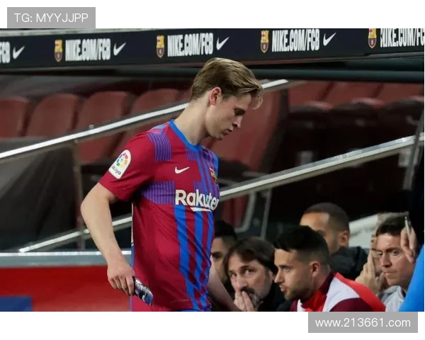 弗伦基德容掌控中场节奏带领球队重塑传控足球新辉煌